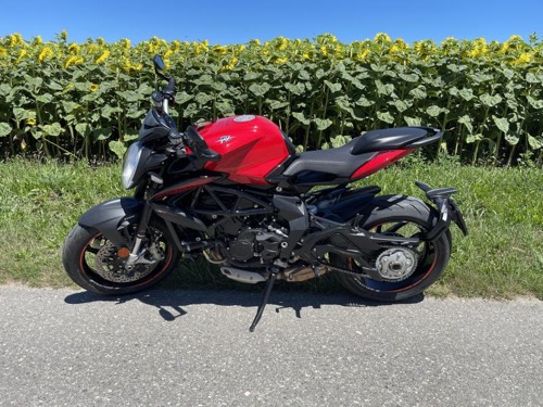 Mv Augusta Brutale 890