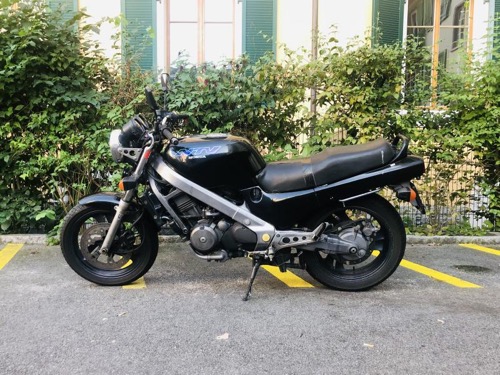 Honda NTV Reveré