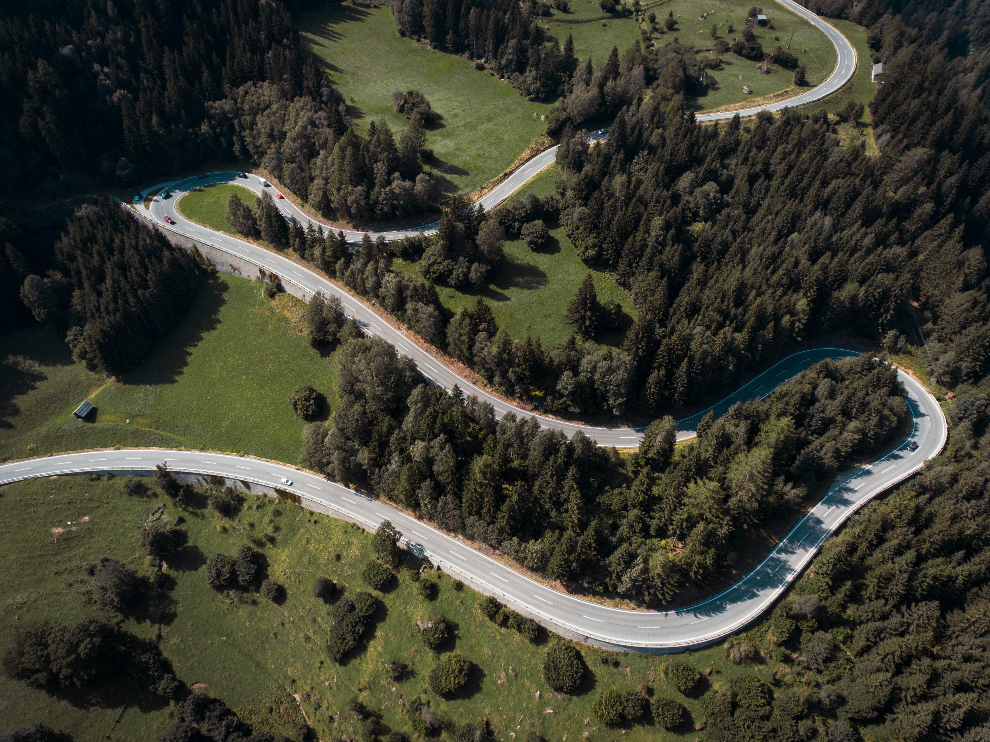 Les meilleures routes moto en Suisse